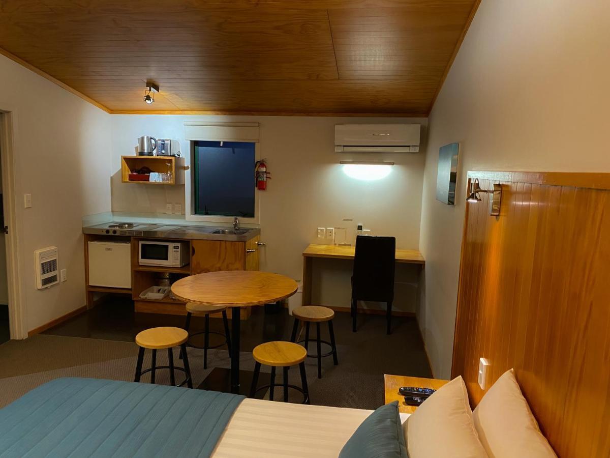 Waitomo Lodge Te Kuiti ภายนอก รูปภาพ