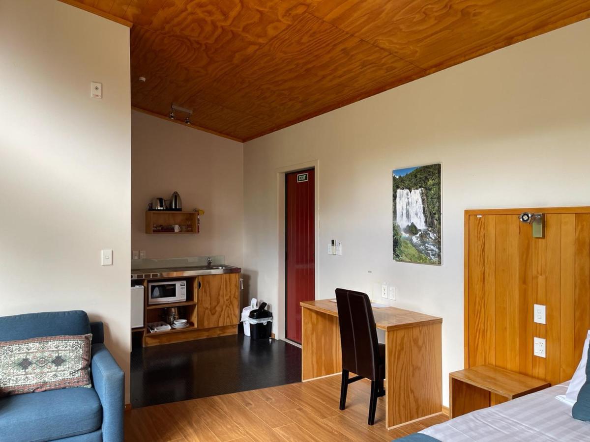 Waitomo Lodge Te Kuiti ภายนอก รูปภาพ