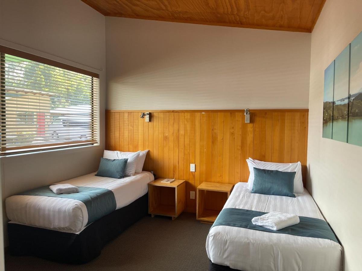 Waitomo Lodge Te Kuiti ภายนอก รูปภาพ