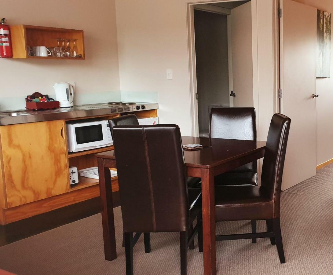 Waitomo Lodge Te Kuiti ภายนอก รูปภาพ