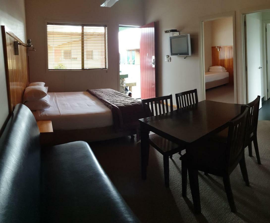 Waitomo Lodge Te Kuiti ภายนอก รูปภาพ