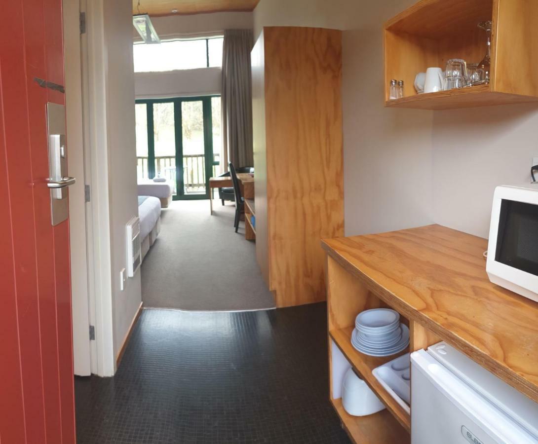 Waitomo Lodge Te Kuiti ภายนอก รูปภาพ